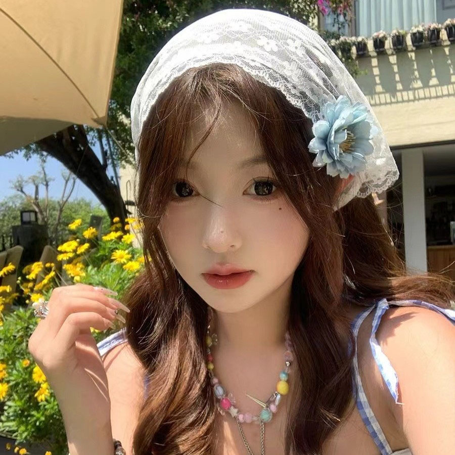 1PC Triangle Lace Scarf White  - Travel Accessories Aesthetic ulasan dan harga